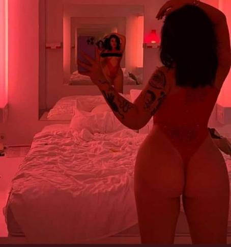 Eve Gelen Escort Bayan Dilekle Yaşanan Özel Anlar