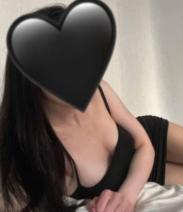 Eve Gelen Escort Bayan Simgeyle Heyecan Dolu Saatler